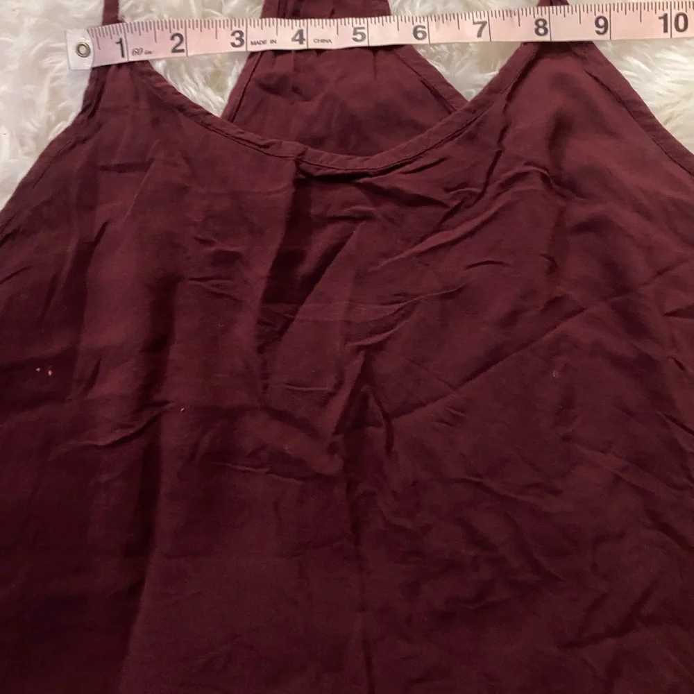Chic Maroon Sleeveless Top
